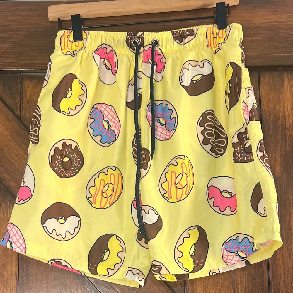 U.S. Surf Club Colorful Donut Print Swim Shorts‎ With Mesh Netting Men's Small